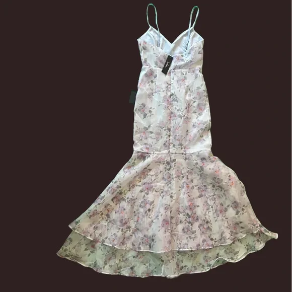 Pure Splendor Light Blue Floral Organza Trumpet
Maxi Dress - Picture 7 of 8